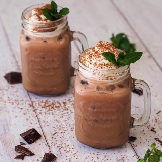 Summer is coming ... so why not try this super easy, refreshing & delicious iced chocolate drink! 🍫🍫🍫😋 ⁠
⁠
This iced chocolate drink, is decadent yet, refreshing, with an intense chocolate taste and is absolutely dangerously addictive! The trickiest part is heating the milk !! ⁠
⁠
LINK IN BIO 👆👆👆